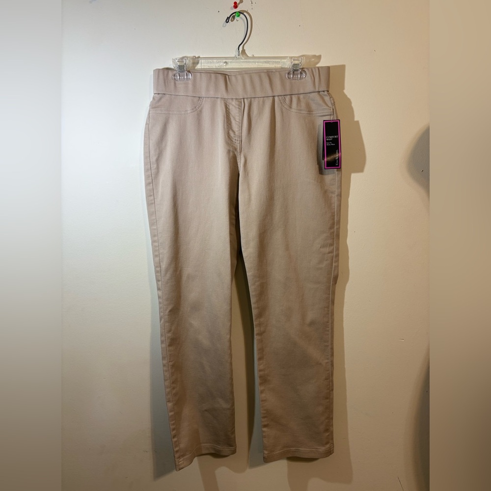 Kim Rogers Women’s size 10 Petite Khaki Pants comfort waist back pockets slip on
